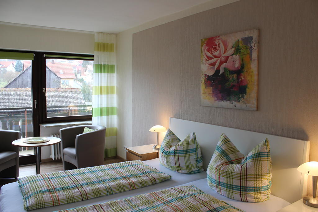 Saaletal Pension & Ferienwohnungen Bad Bocklet Chambre photo